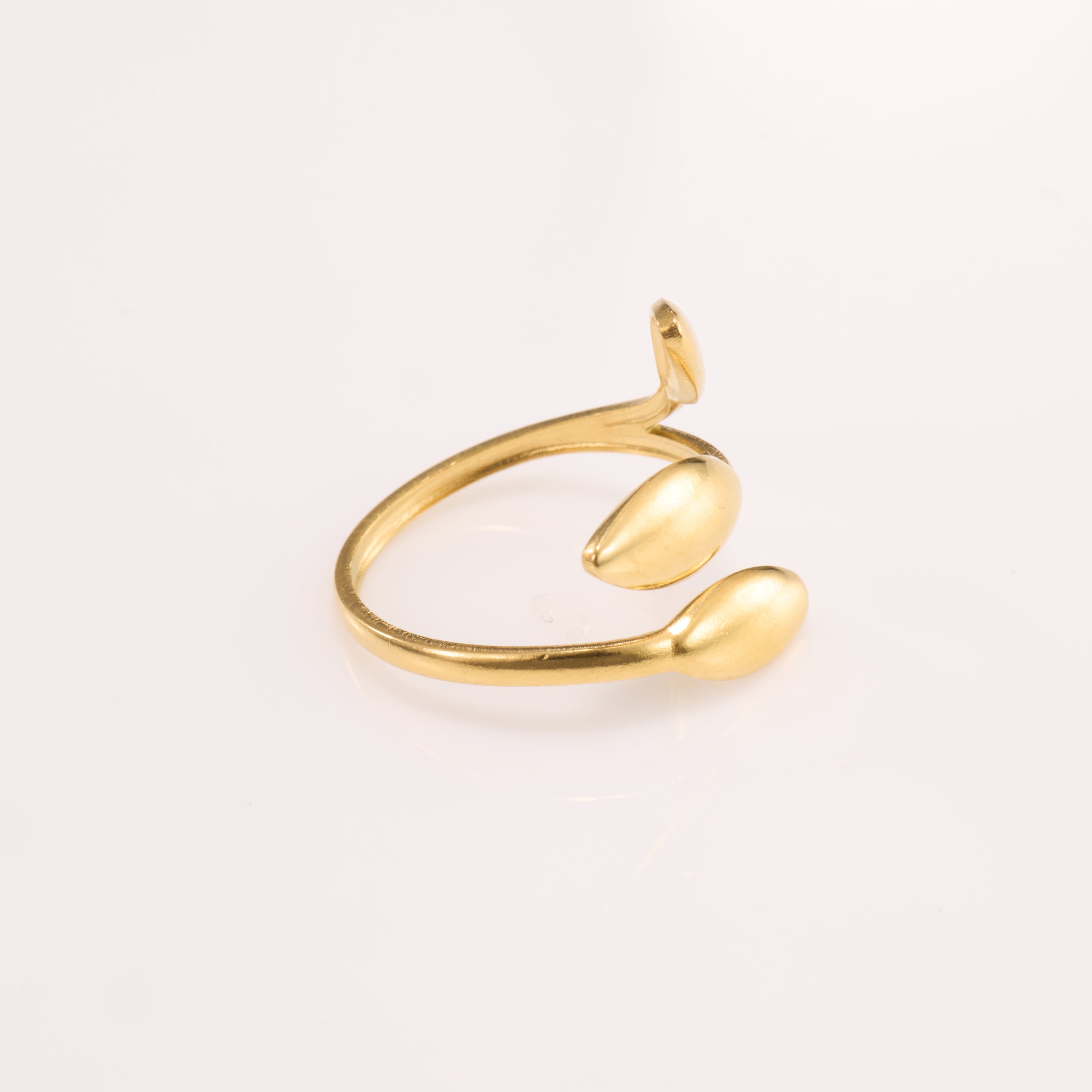 Leaf-Inspired Open Gold Ring