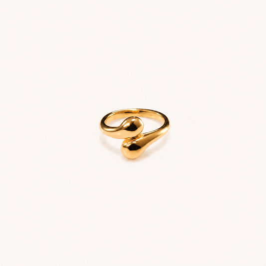 Abstract Oro Bypass Band Ring – fluid molten-curve sculptural bypass ring in 18K gold plated finish for women