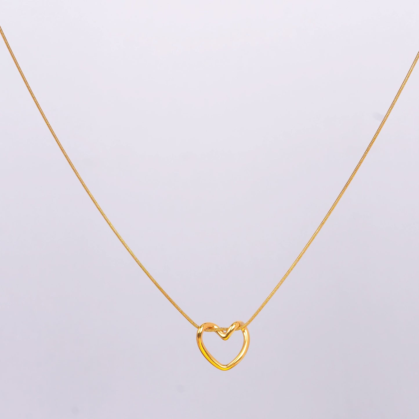 Chic Minimal Open Heart Pendant Necklace - minimal gold open heart outline pendant necklace for women-3