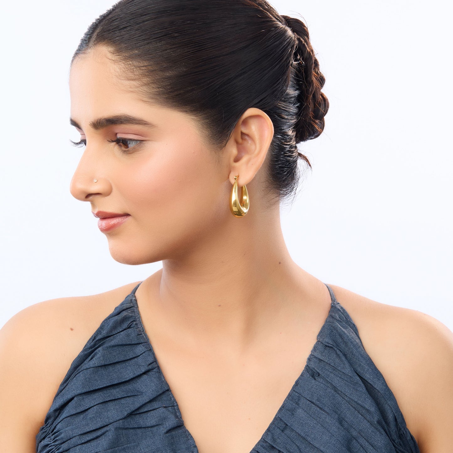 Chunky graduated teardrop hoop earrings with mirror-polish finish and latch-back closure-3