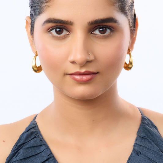 Chunky graduated teardrop hoop earrings with mirror-polish finish and latch-back closure-4