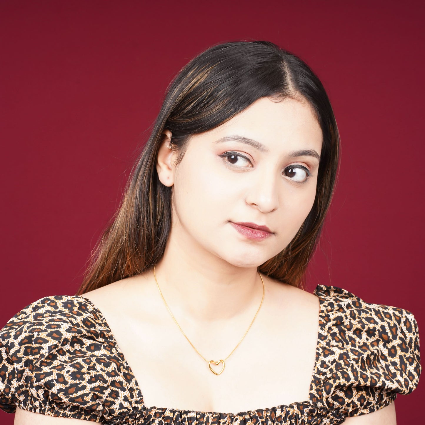 Classic simple heart pendant necklace designed for daily commute and office wear-3