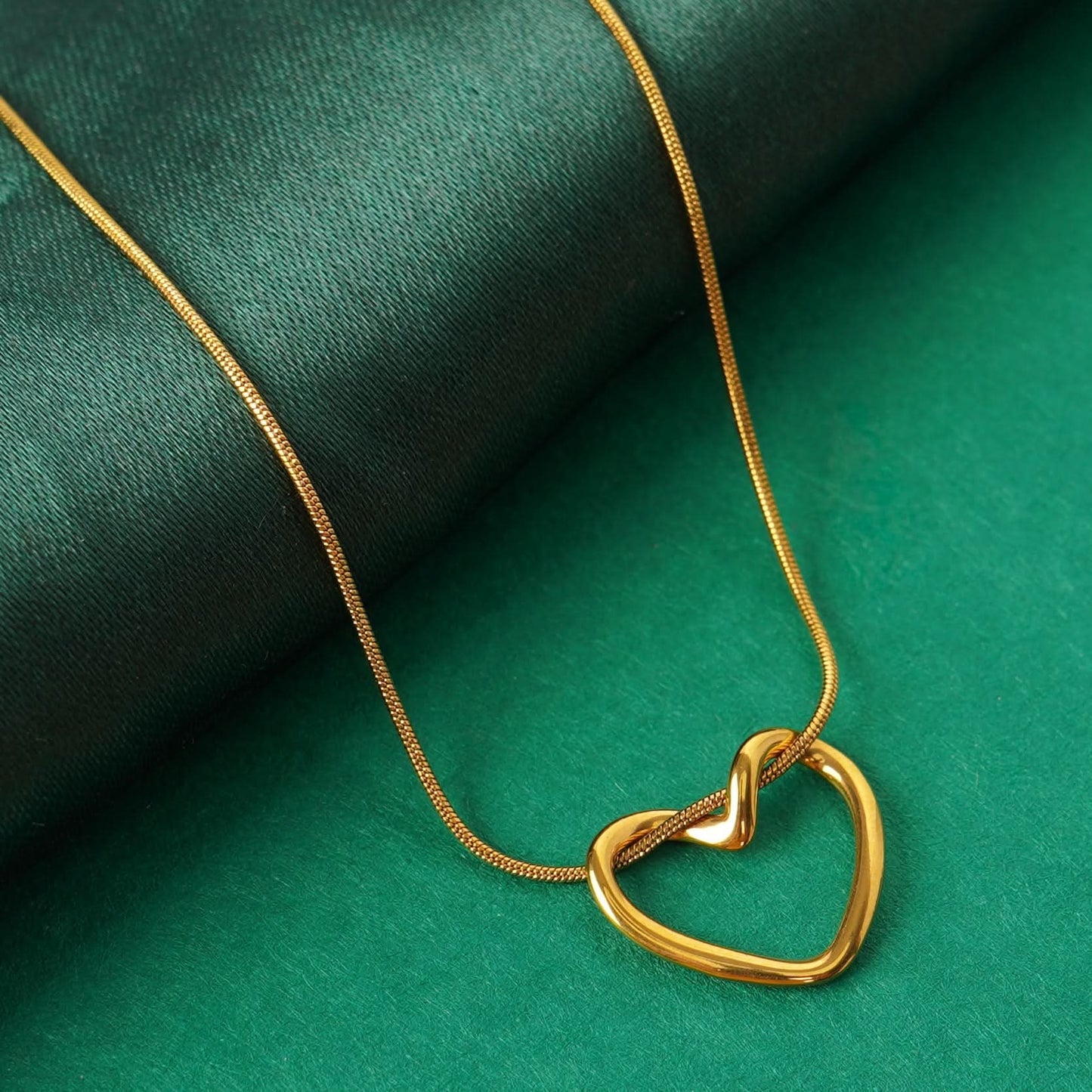 Classic simple heart pendant necklace designed for daily commute and office wear-5