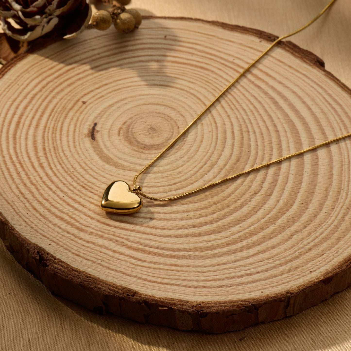 Classic dainty flat heart pendant on 40.5cm snake chain in 18K gold-plated stainless steel-4