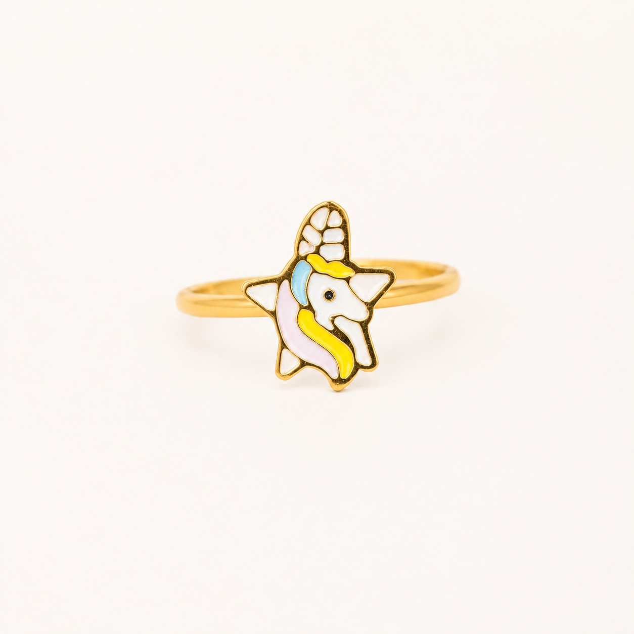 Dreamy Unicorn Star Ring – pastel enamel unicorn motif in gold-tone star frame, adjustable open-back ring