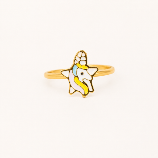 Dreamy Unicorn Star Ring – pastel enamel unicorn motif in gold-tone star frame, adjustable open-back ring