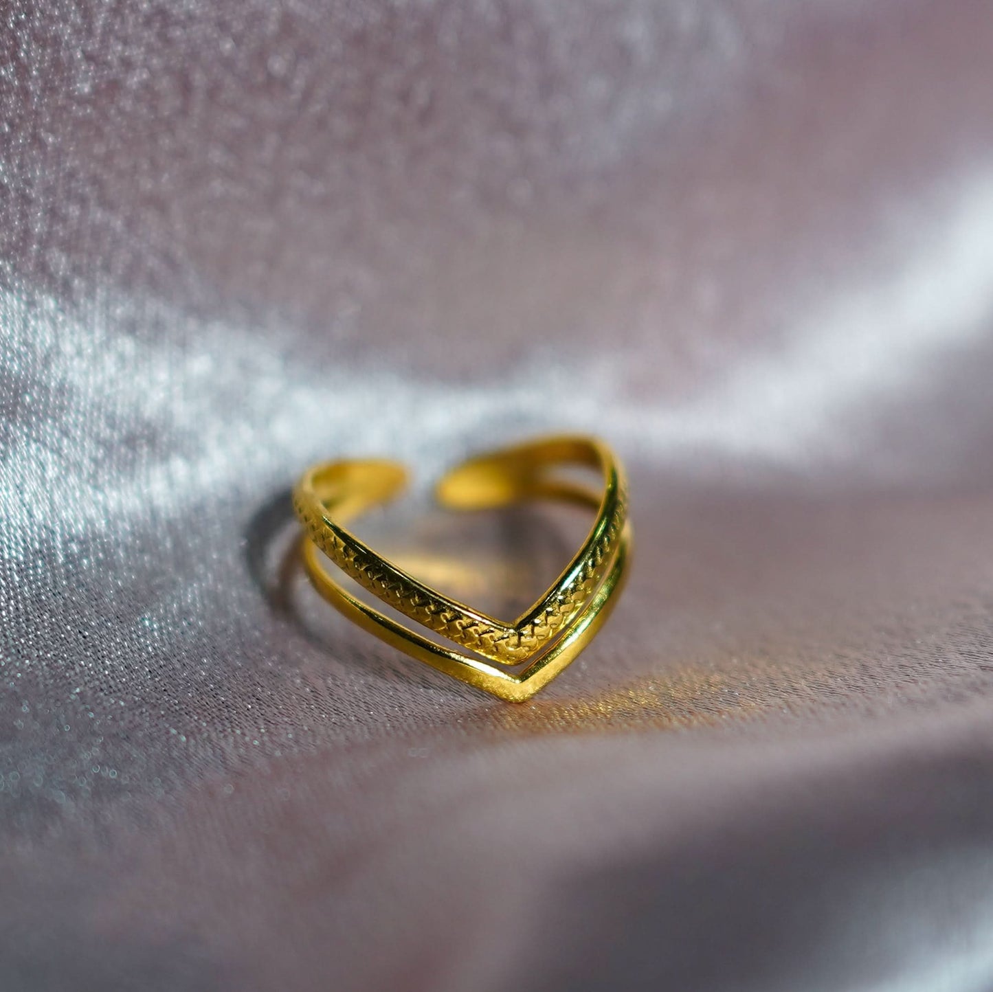 Dual-Texture Heart Infinity Band Ring – heart-accented infinity band ring in dual-texture 18K gold plated finish-6