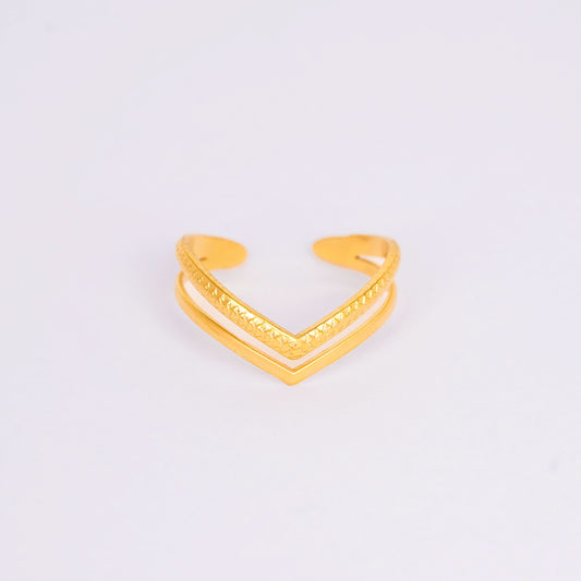 Dual-Texture Heart Infinity Band Ring – heart-accented infinity band ring in dual-texture 18K gold plated finish