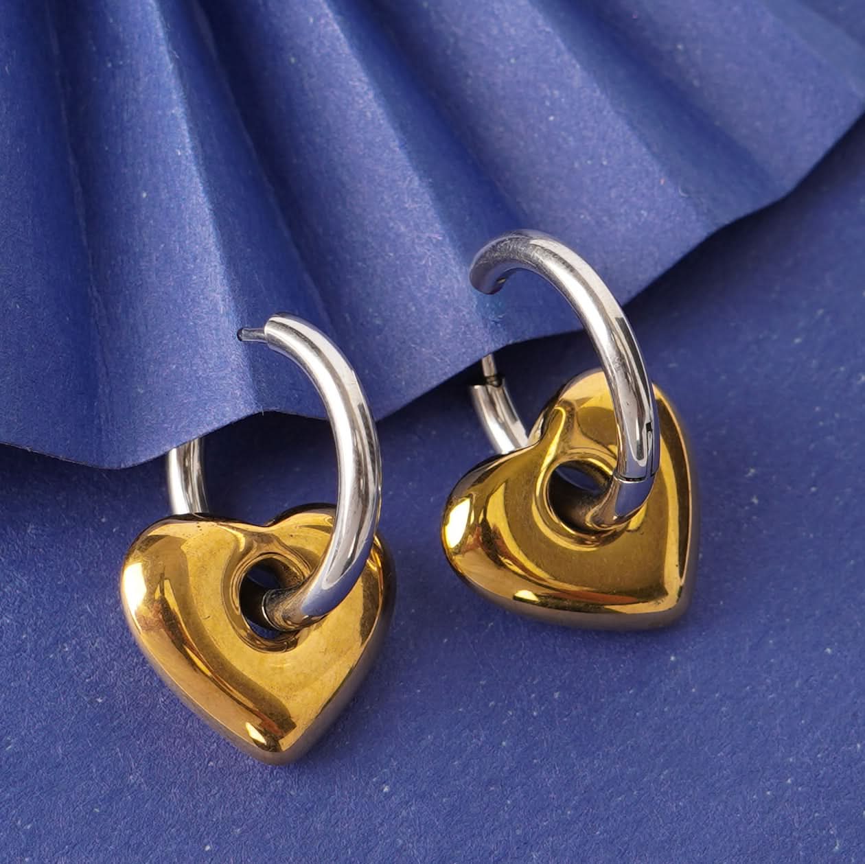Dual-Tone Sculpted Heart Stud Earrings – 3D sculpted heart stud earrings in dual gold silver-tone finish for women-5