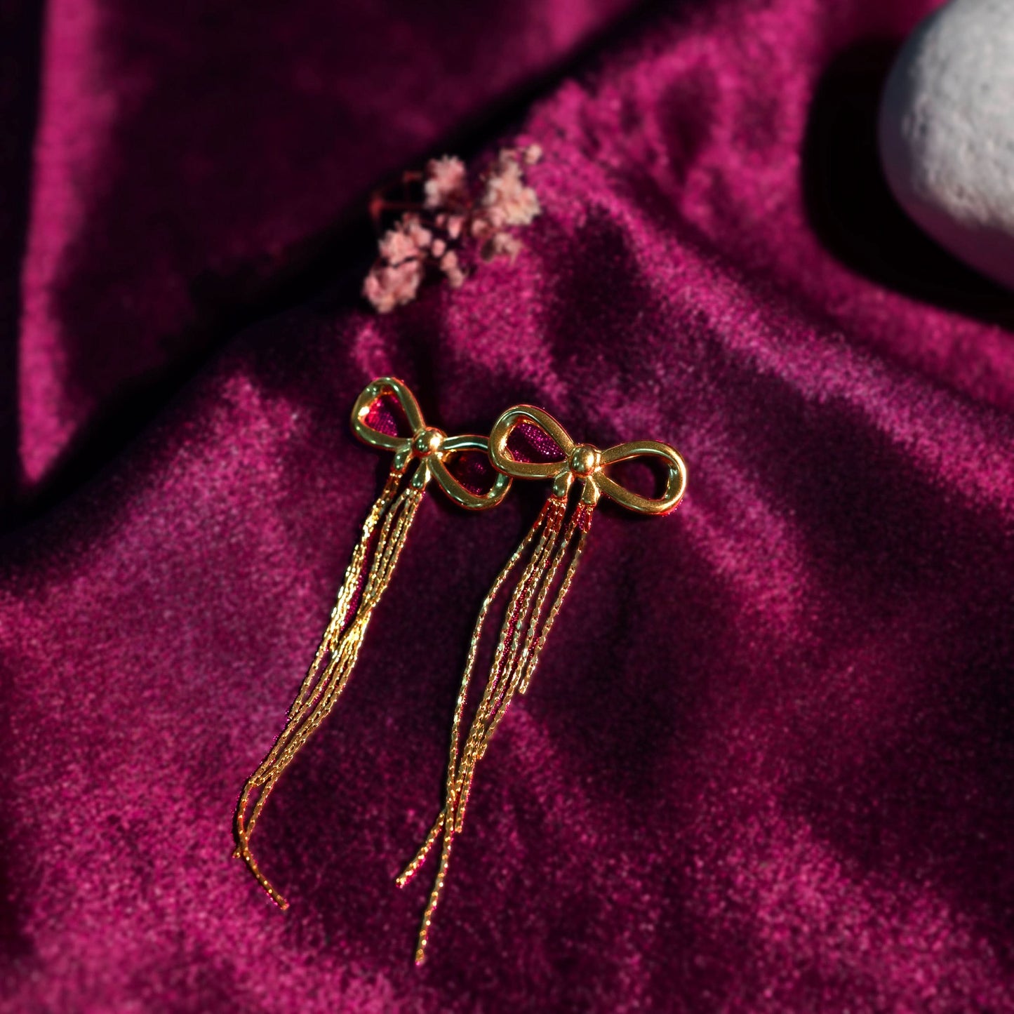 Edge Bow Knot Chain Tassel Drop Earrings – gold bow knot with cascading chain tassel drop earrings-6