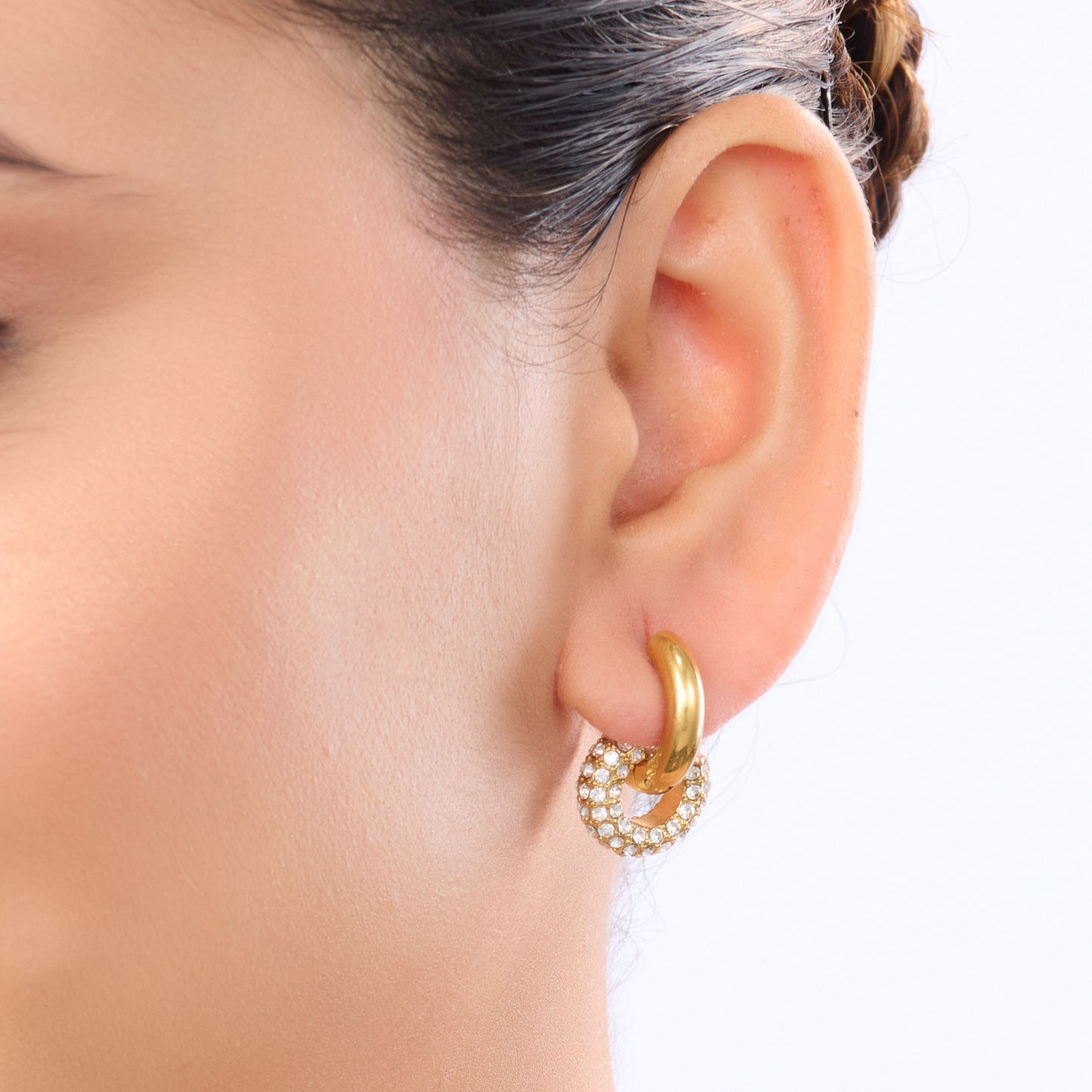 Edge Pavé Crystal Arc Hoop Earrings – interlocking gold arc and pavé crystal ring hoop earrings, 18K gold plated-2