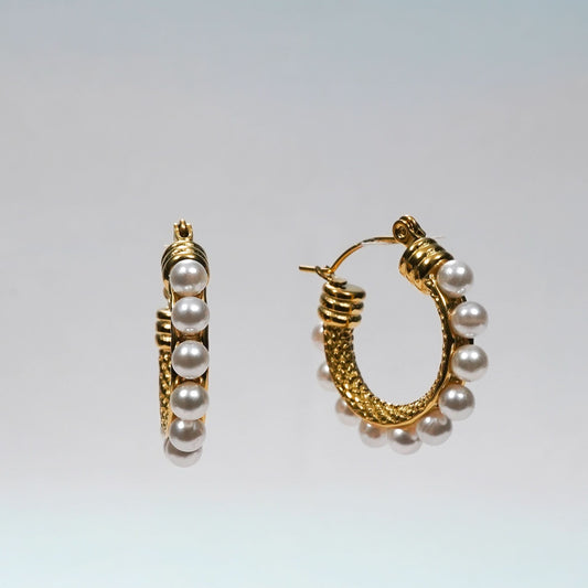 Edge Pearl Huggie Hoop Earrings – gold huggie hoops with continuous pearl outer edge for women-3