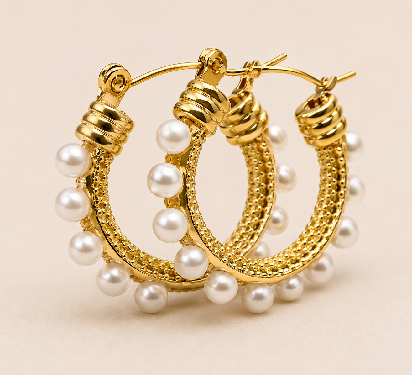 Edge Pearl Huggie Hoop Earrings – gold huggie hoops with continuous pearl outer edge for women