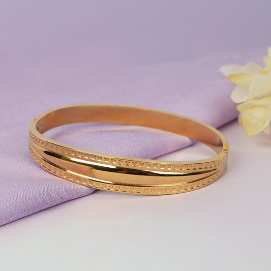 Everyday Icon Groove Cuff Bracelet – minimalist groove-design unisex gold plated cuff bracelet, adjustable-4
