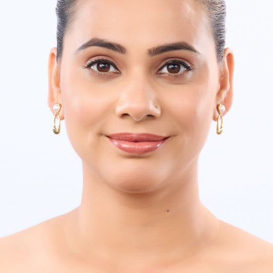 Flora Geo Square Pearl Frame Stud Earrings – 18K Gold Plated-4