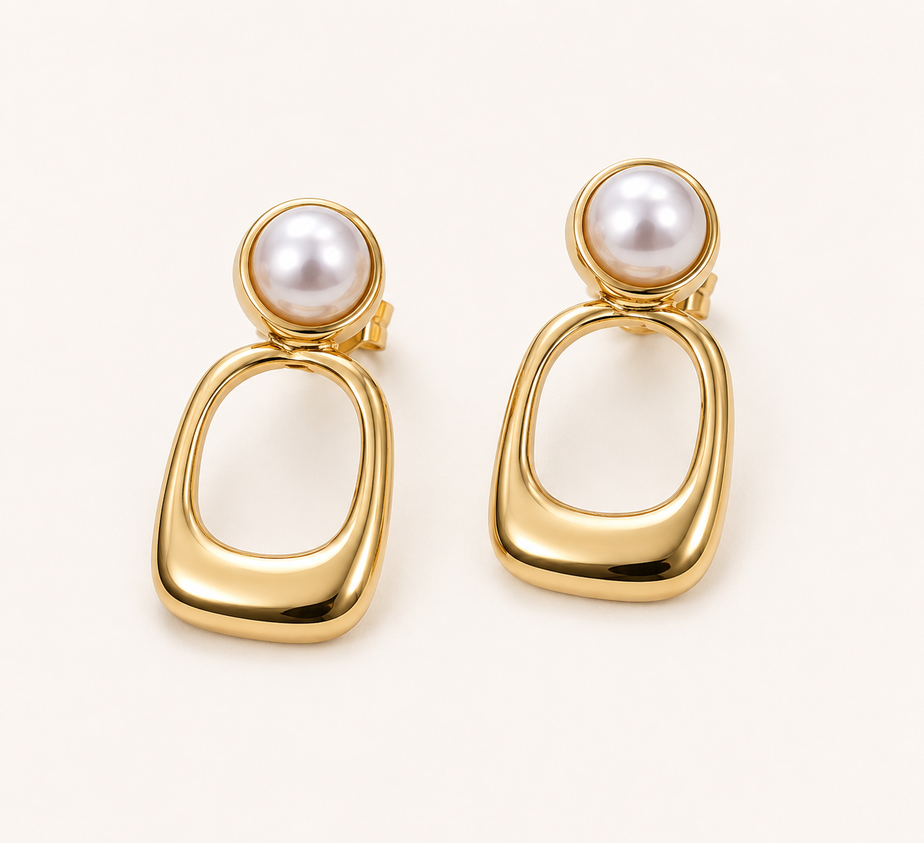 Flora Geo Square Pearl Frame Stud Earrings – 18K Gold Plated