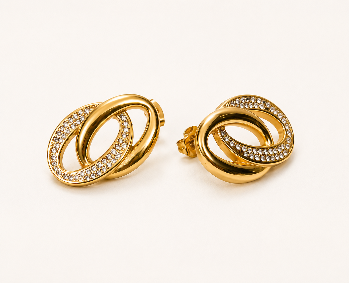 Flora Interlinked Pavé CZ Hoop Earrings – 18K Gold Plated