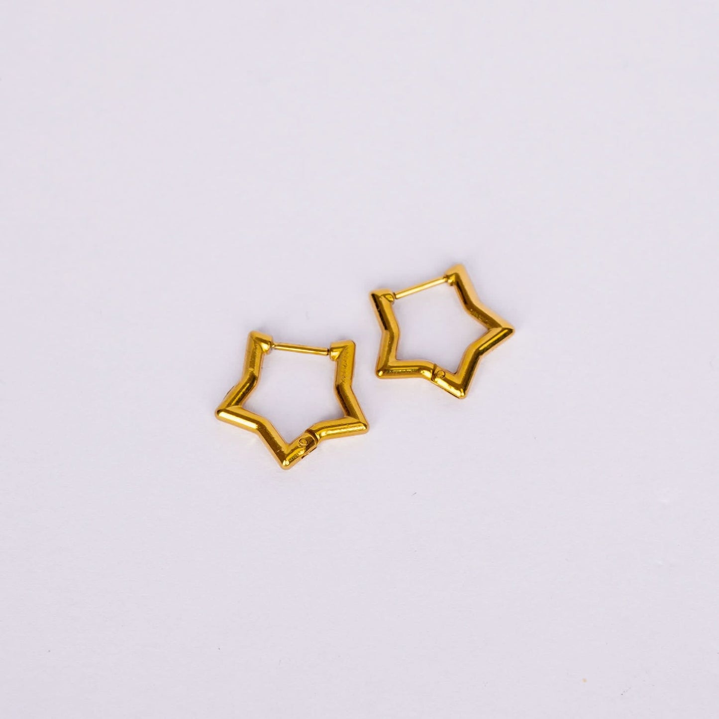 Flora Star & Heart Symbol Stud Earrings – 18K Gold Plated-2