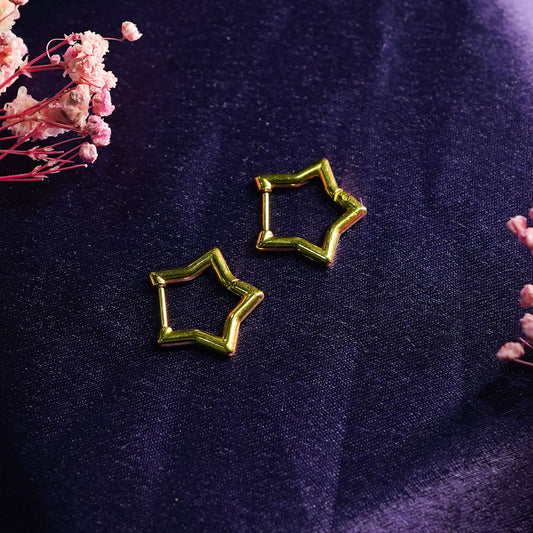 Flora Star & Heart Symbol Stud Earrings – 18K Gold Plated-3