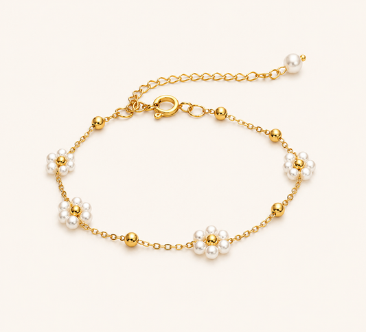 Floral Pearl Charm Bracelet – daisy-inspired pearl charm bracelet in handcrafted 18K gold plated wire design-2