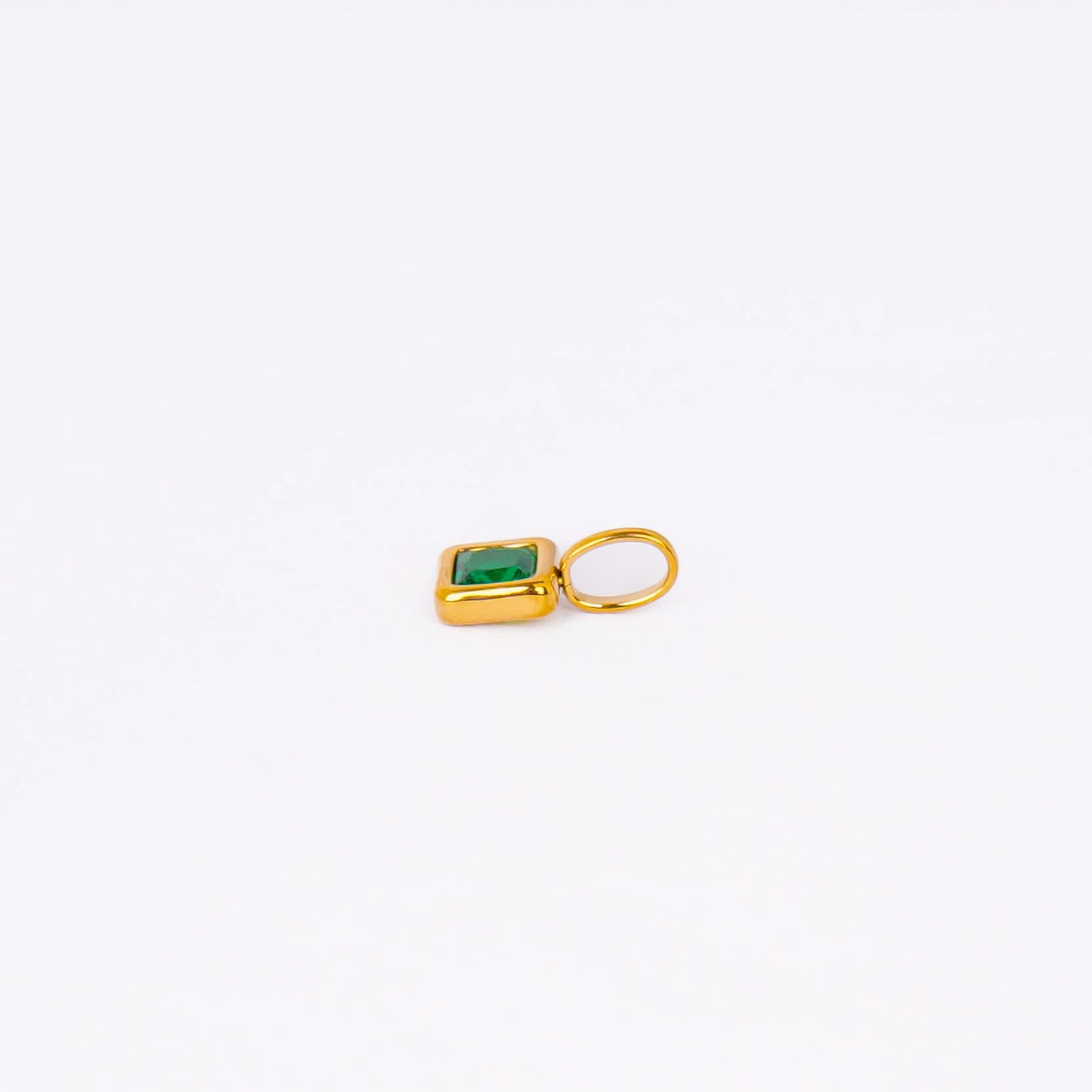 Gem Crystal Pendant Necklace – emerald-cut crystal pendant in 12 colour variants, 18K gold plated, PD18-2