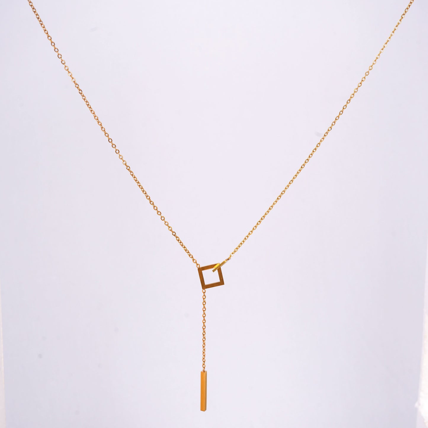 Geometric Everyday Pendant Necklace – 18K Gold Plated