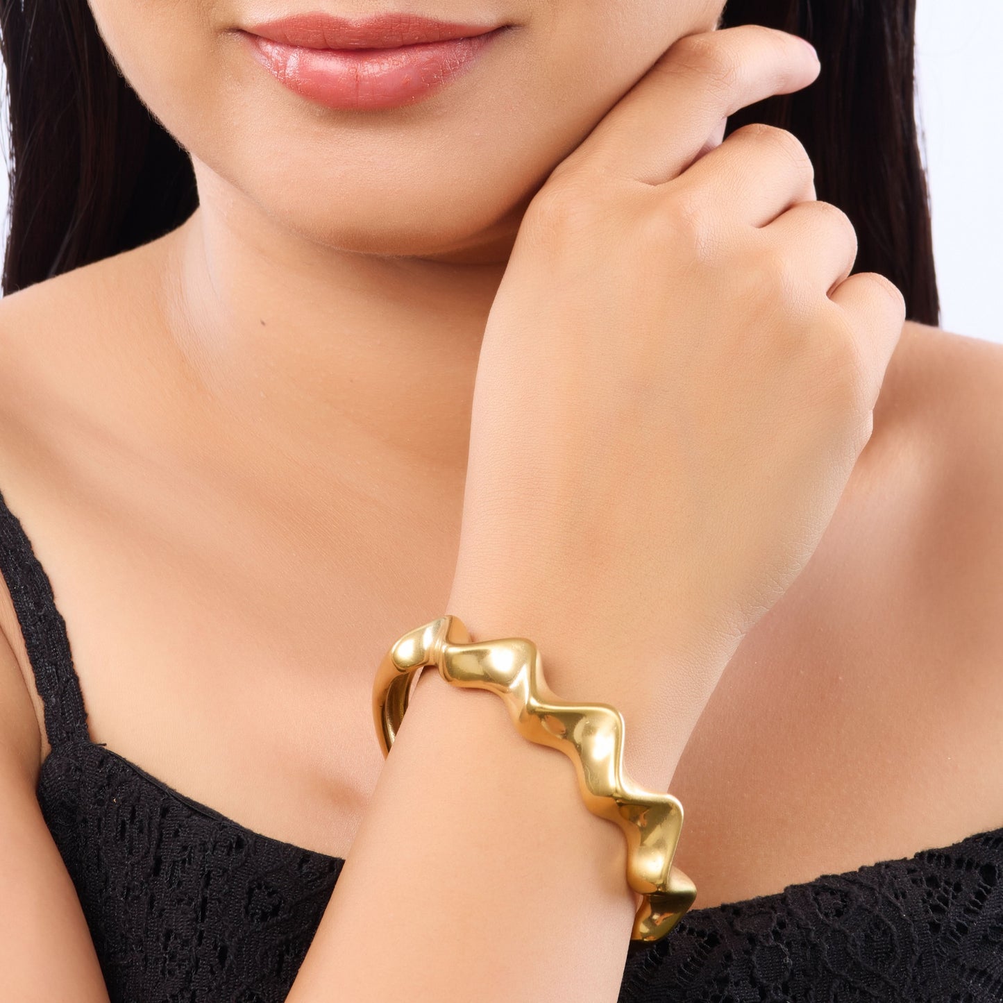 Gilded Ripple Cuff Bracelet – ripple-wave surface sculptural gold plated cuff bracelet for women-2