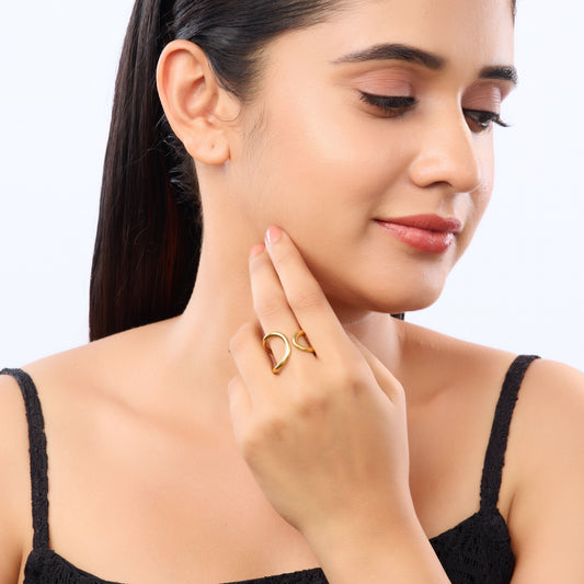 Glitch-Core Fluid Wrap Ring – avant-garde fluid wrap ring in 18K gold plated finish for women-4