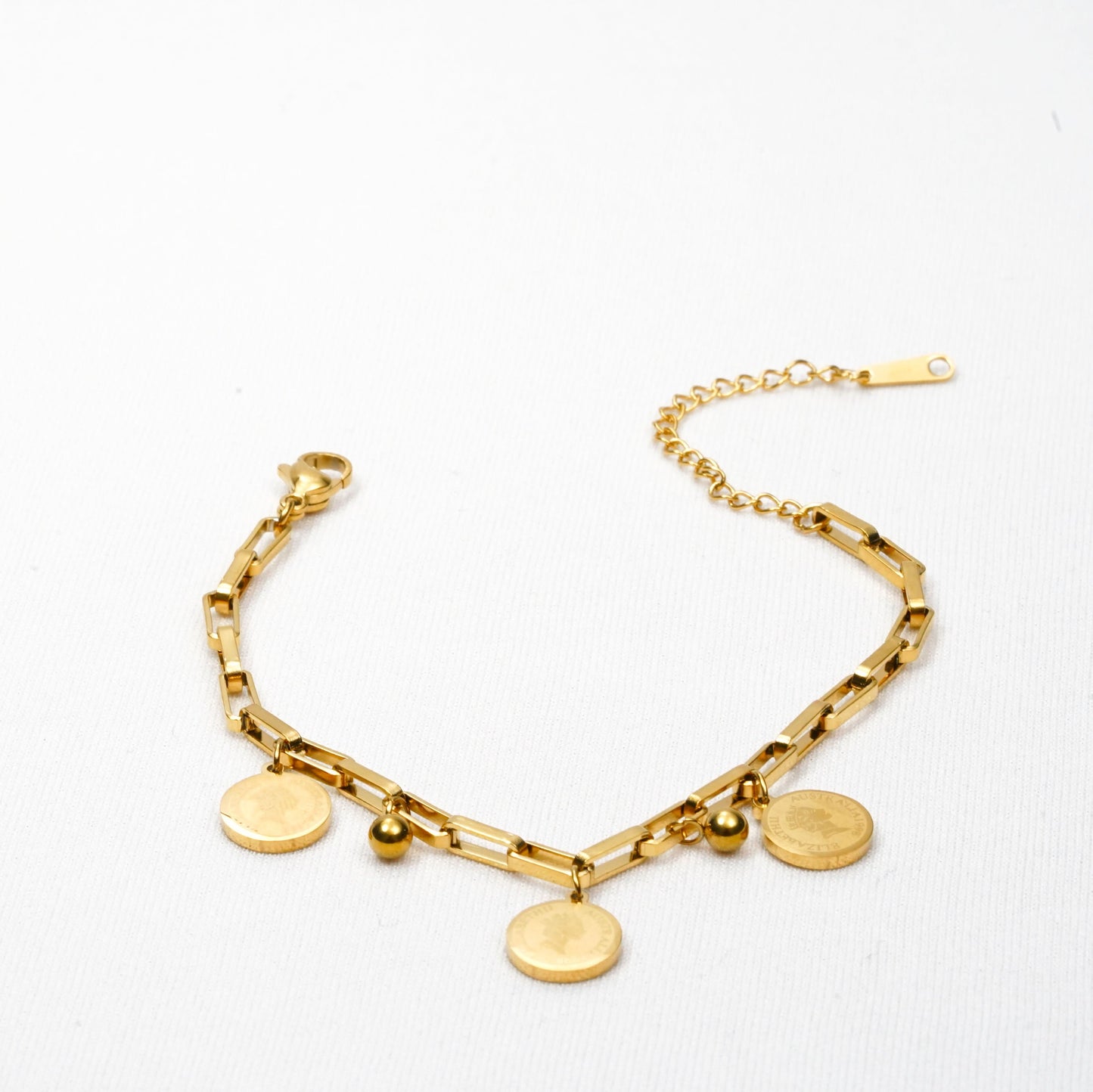 Gold Geometric Bracelet – close-up of the modern architectural link pattern