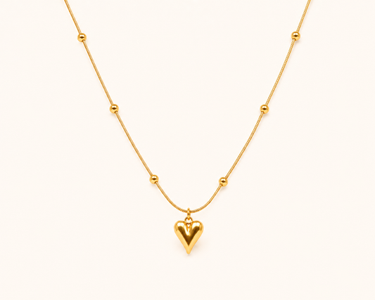 Golden Clip-Heart Classic Necklace – heart pendant on clip link chain necklace in 18K gold plated finish for women