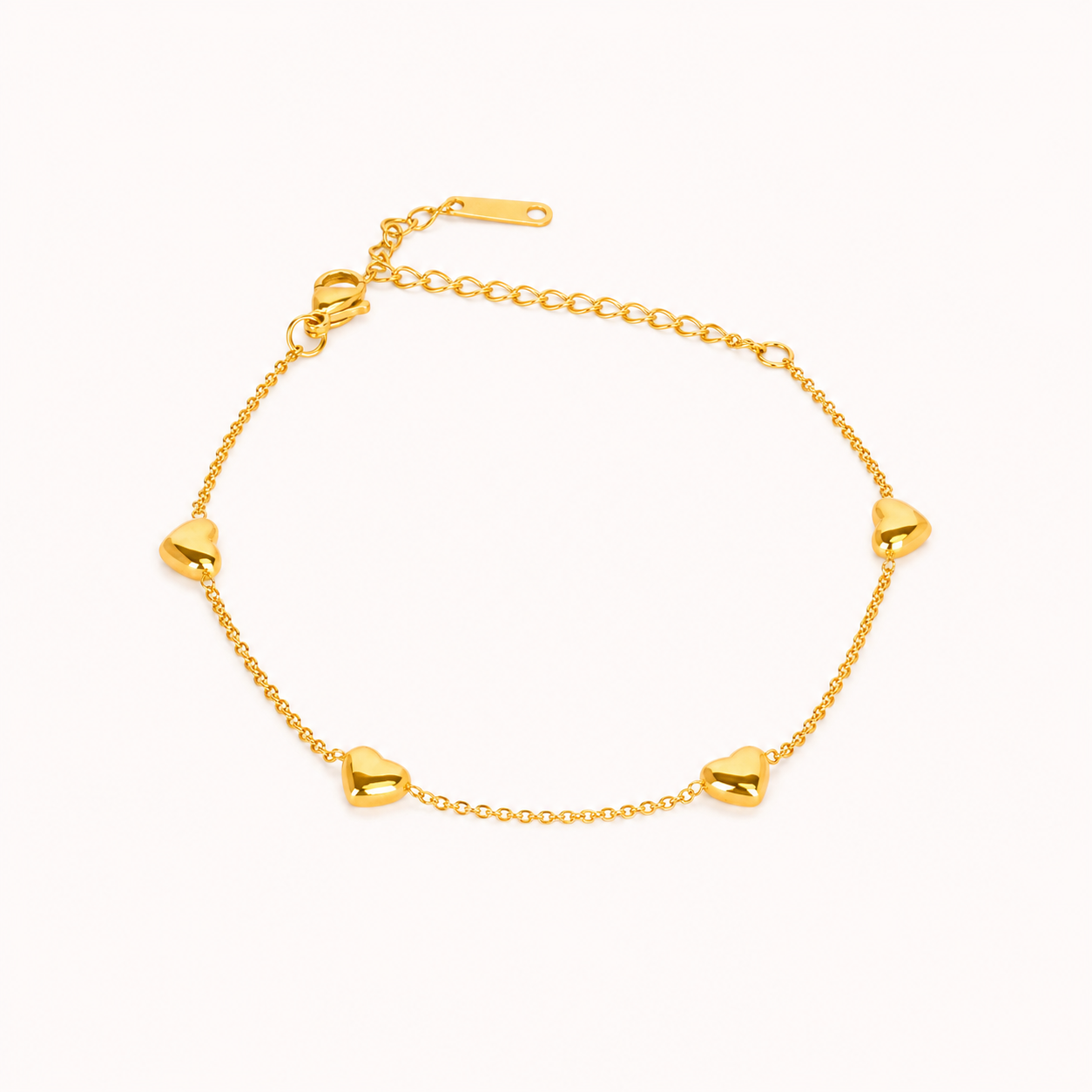 Golden Daisy Number Bracelet – close-up of the daisy charm and number detail