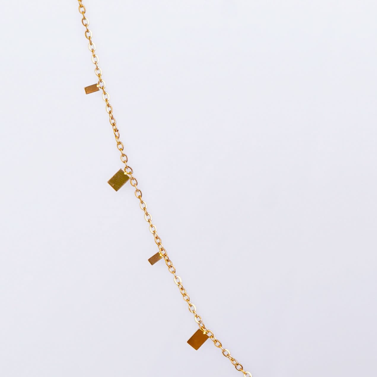 Golden Dew Framed Rect Pendant Necklace – structured rectangular frame pendant necklace in 18K gold plated finish-3