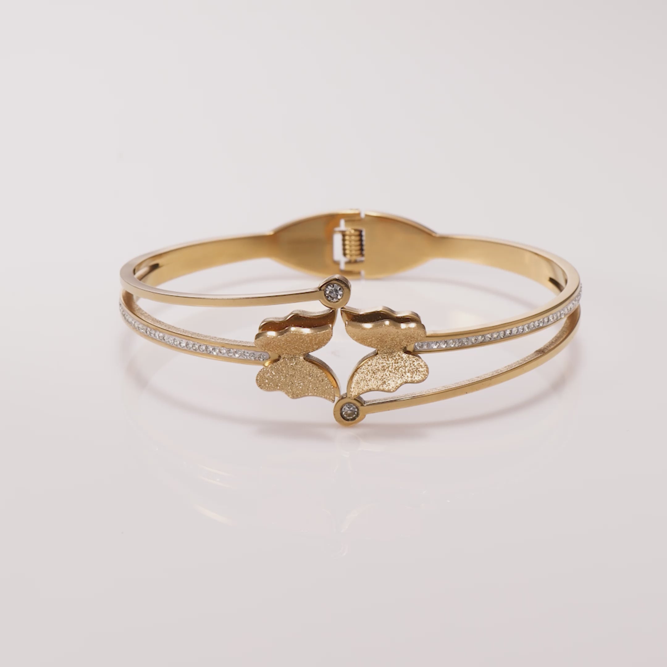 Mariposa Gilded Butterfly Bangle